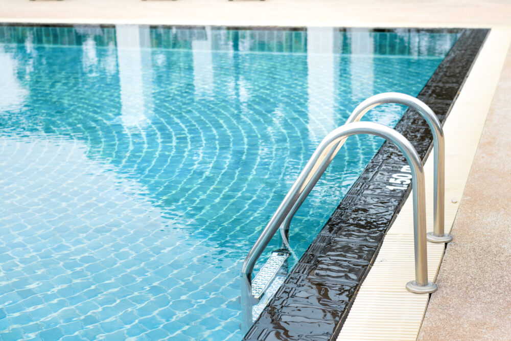 schwimmbad-piscina-trübungsentferner-clarificador-agua